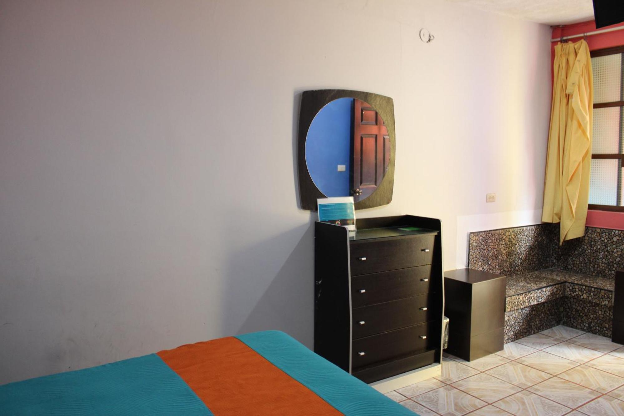 Hotel Guaranducha Inn Campeche Ruang foto