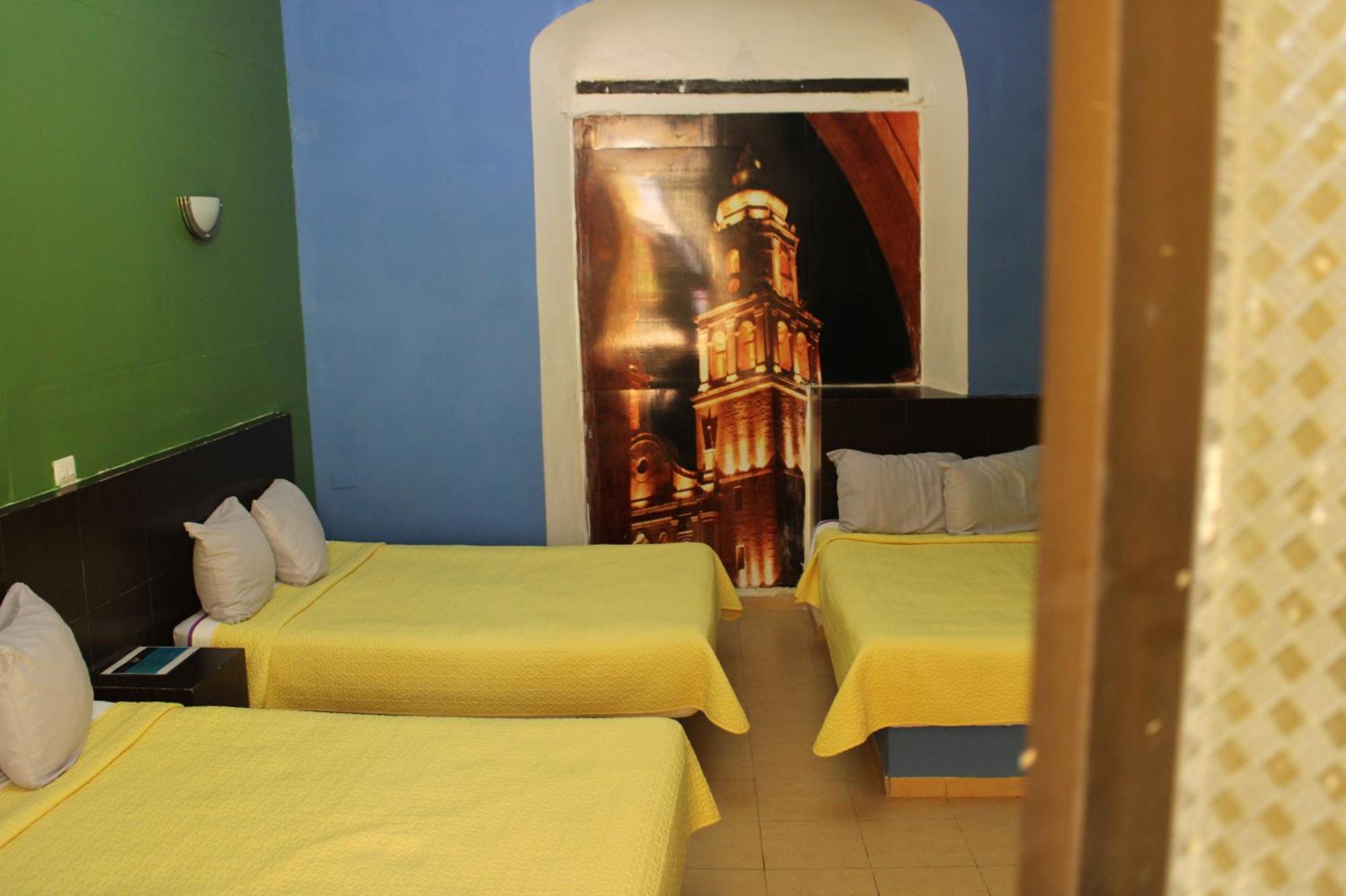 Hotel Guaranducha Inn Campeche Ruang foto